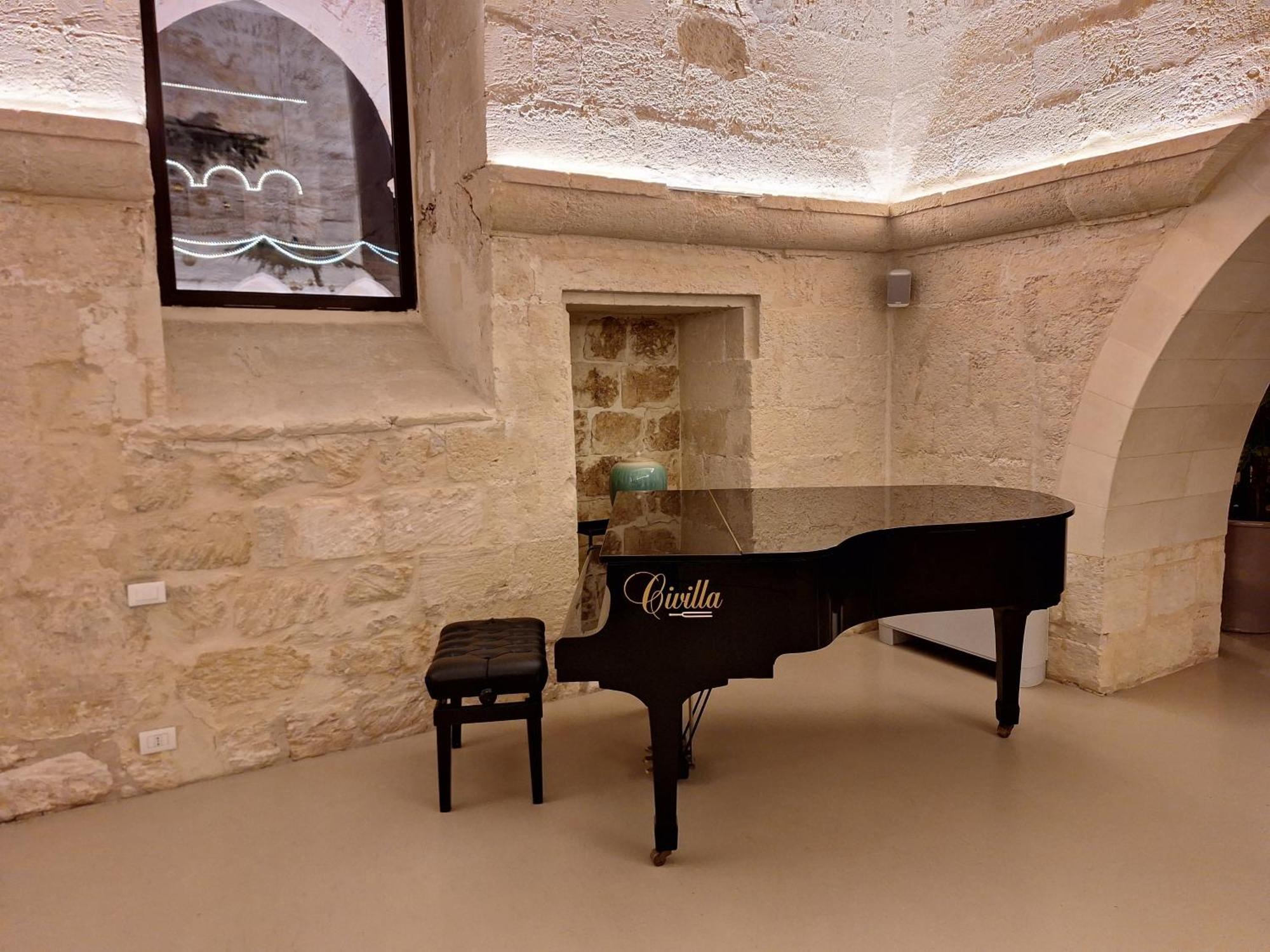 Chiostro dei Domenicani - Dimora Storica Lecce Esterno foto