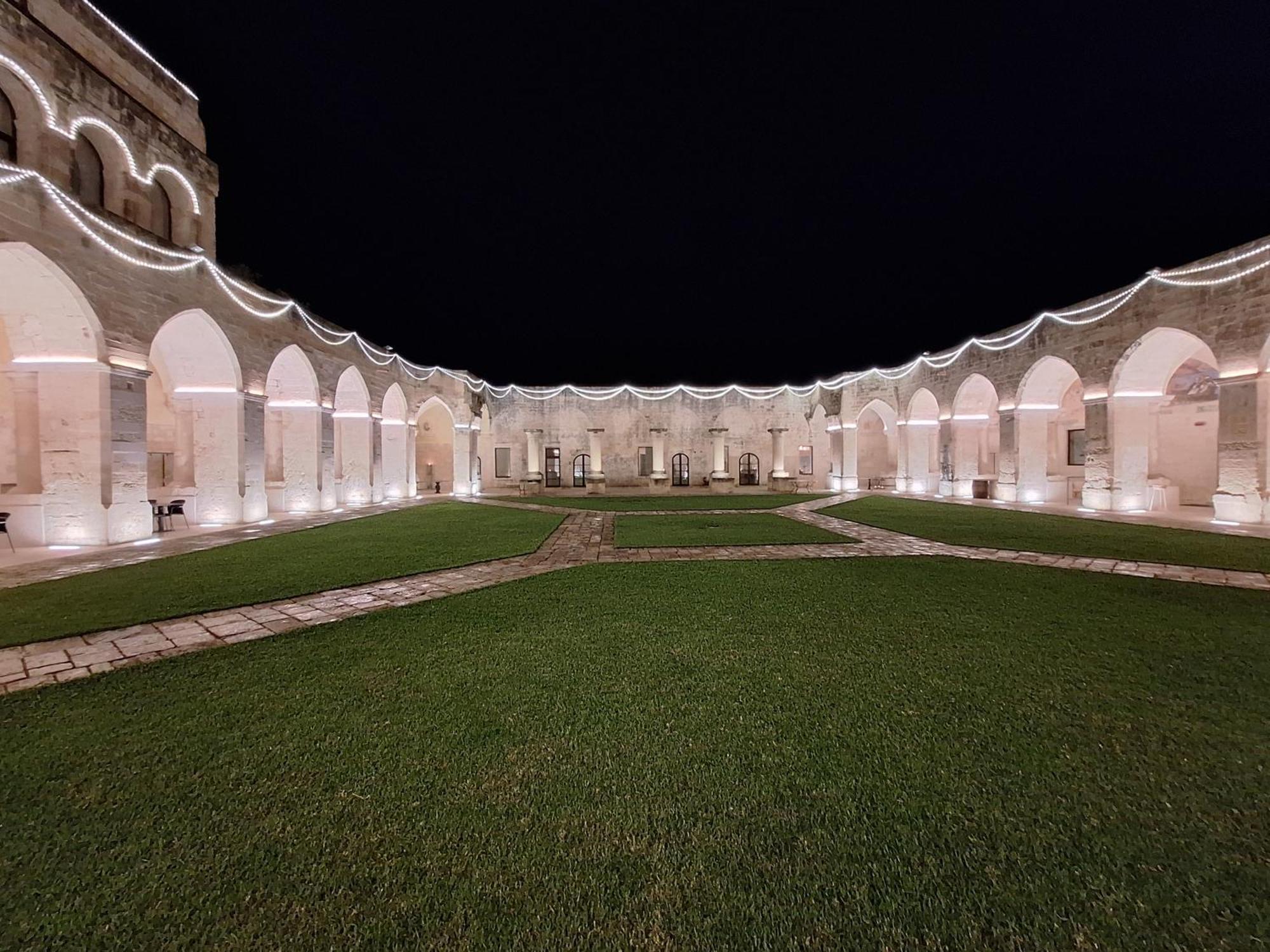 Chiostro dei Domenicani - Dimora Storica Lecce Esterno foto